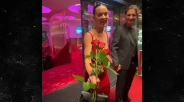 رئيس وزراء كندا السابق ترودو والمغنية كايتي بيري يثيران اهتمام الإعلام بظهورهما المشترك الأول